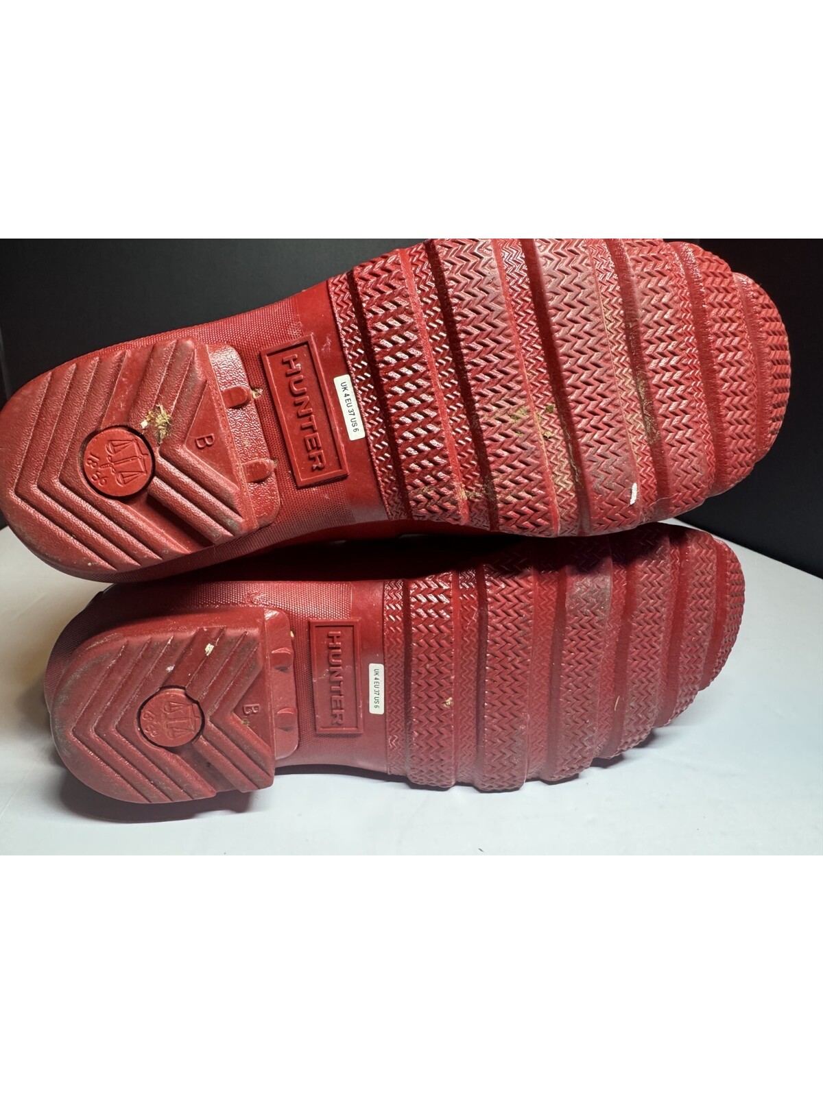 Women's Hunter Original Short Red Rain Boots Lightly Used Women's 6 Euro 37 — image 8 of 8